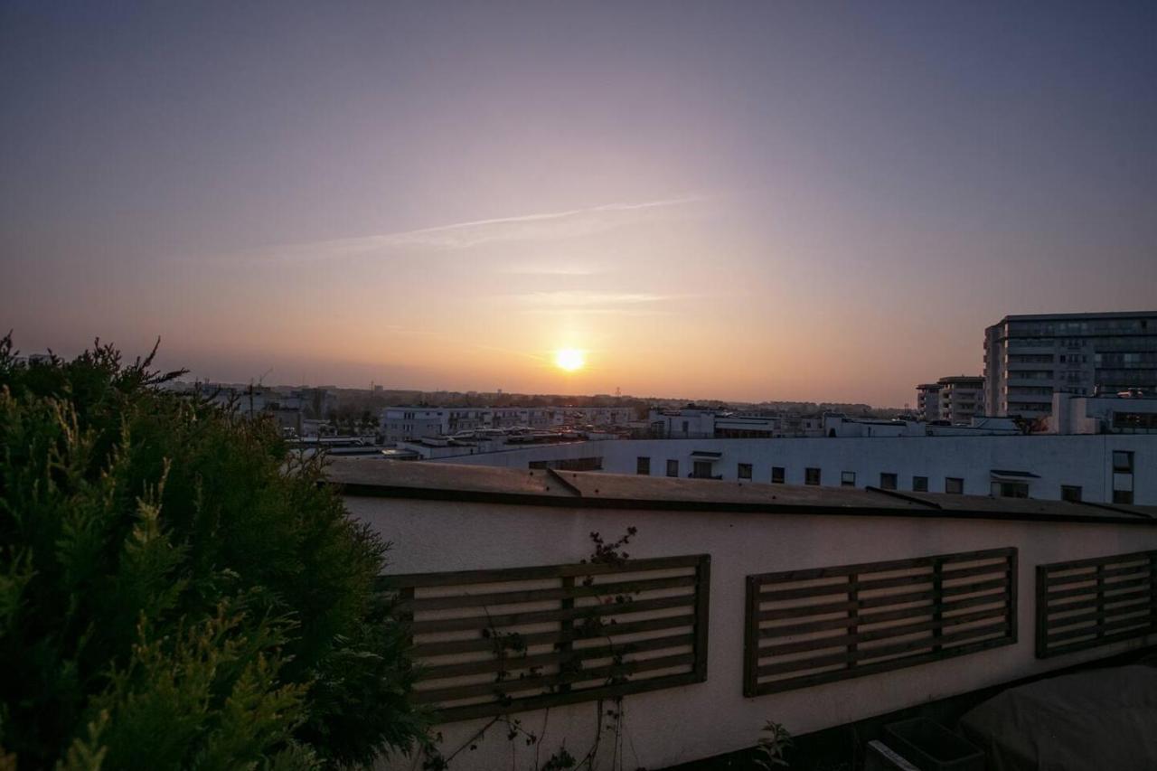 Dwupoziomowy, Rodzinny Apartament. Ochrona, Garaz. Varsovia Exterior foto